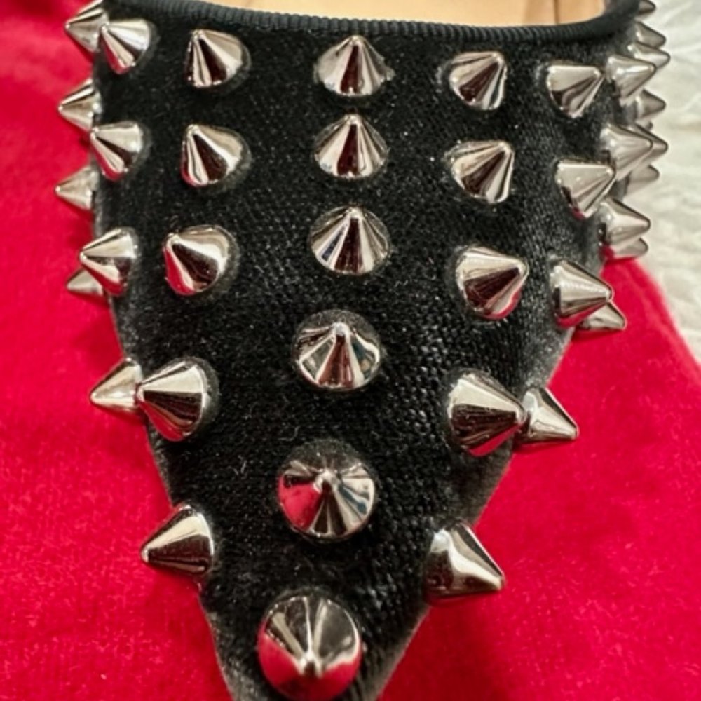 0229 Christian Louboutin Pigalle Spikes Heels **HOT - Picture 3 of 7
